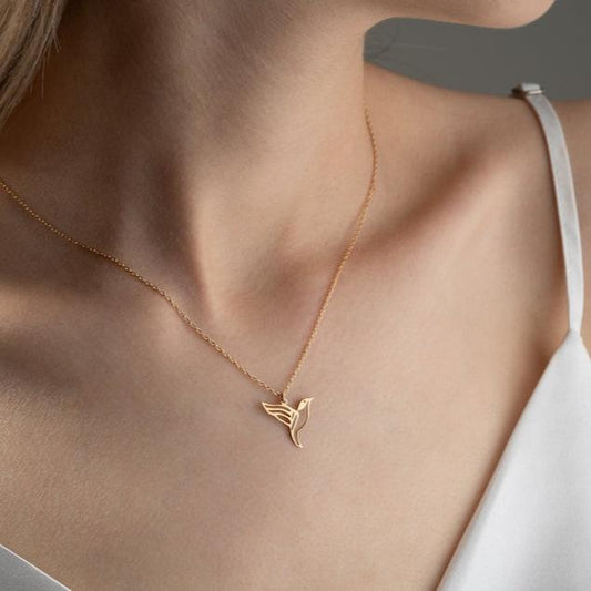 Bird pendant necklace 