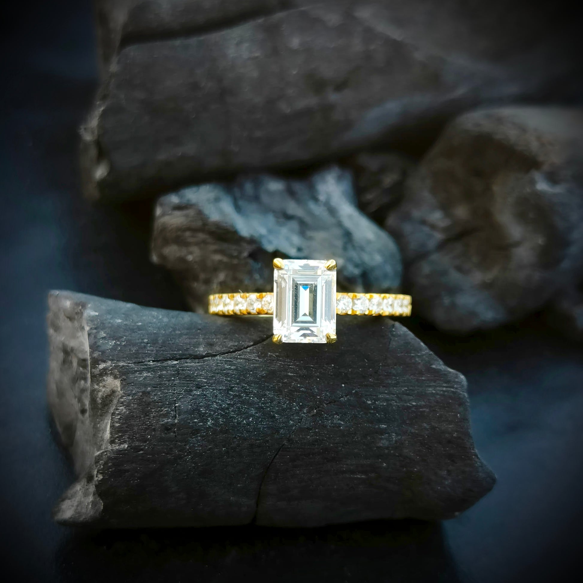 Emerald cut round cut moissanite diamond ring 