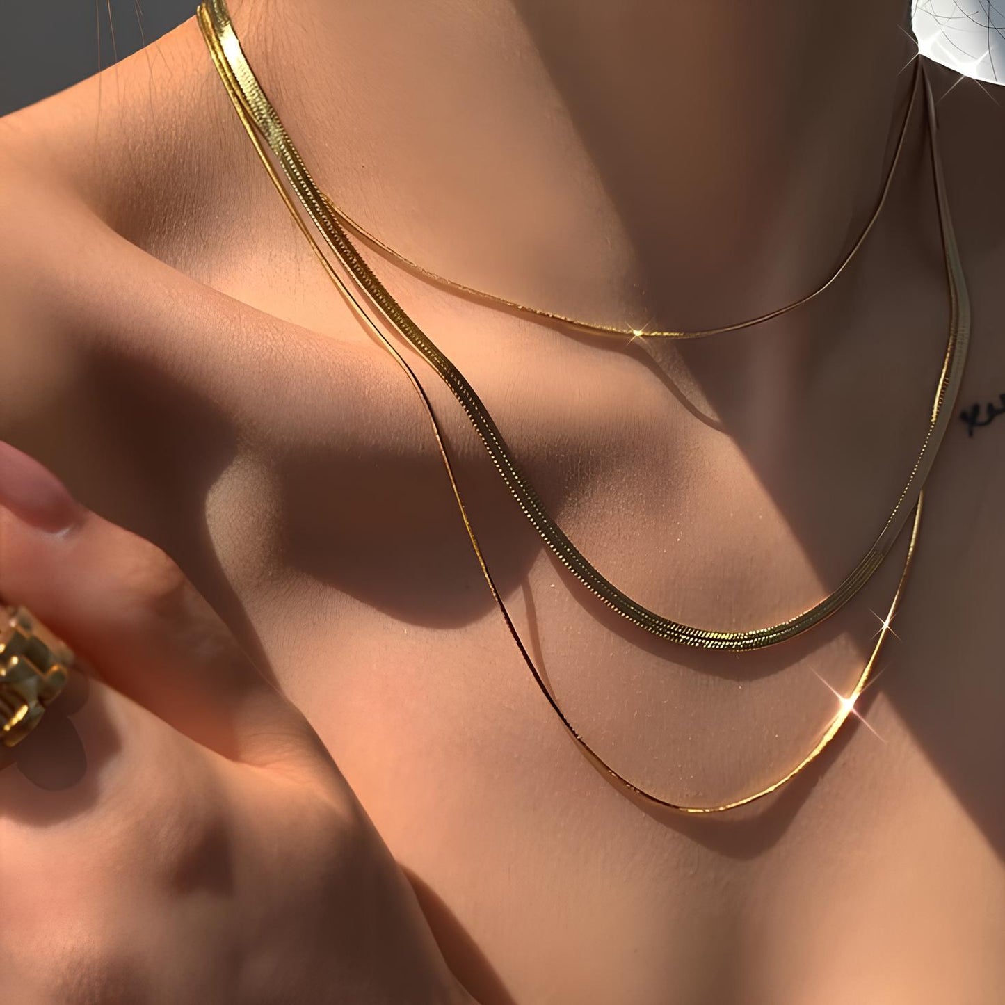 Gold chain layered necklace 