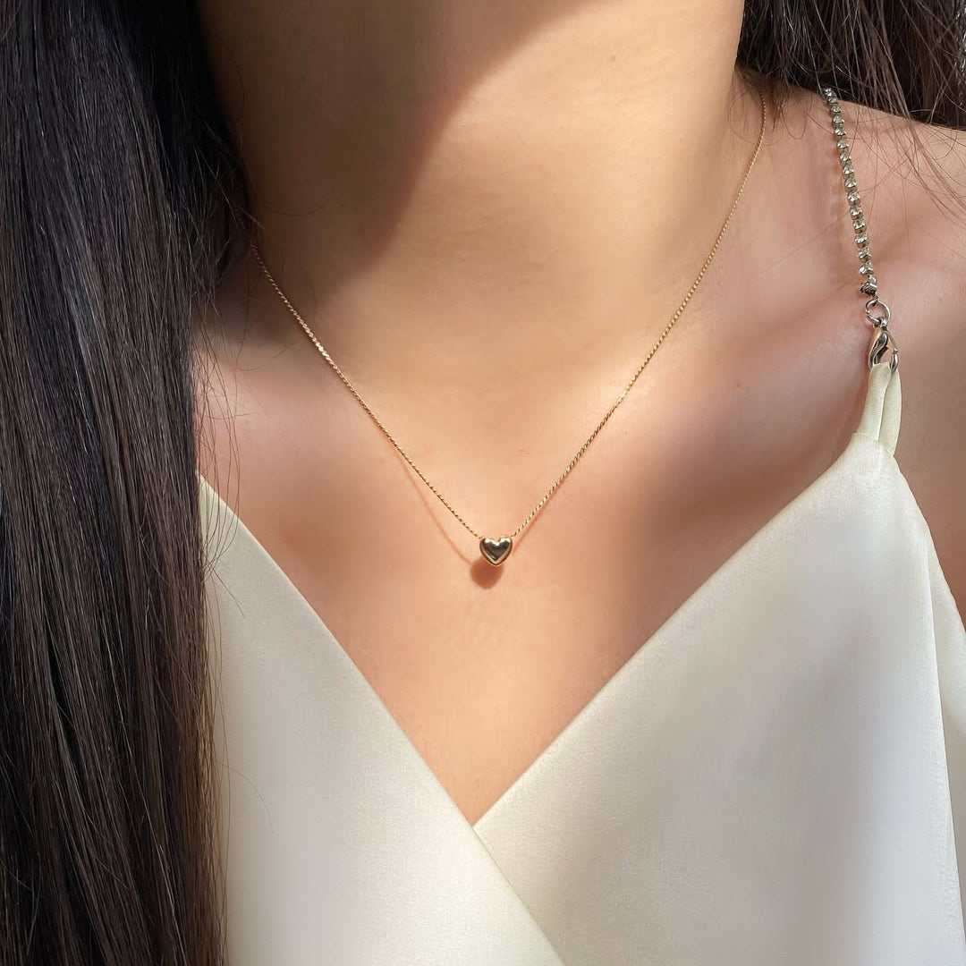 Gold heart necklace for women 