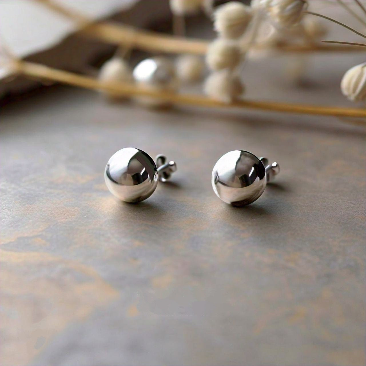 Silver studs ball earrings 