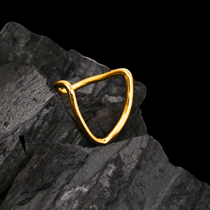 V shape gold ring front shot