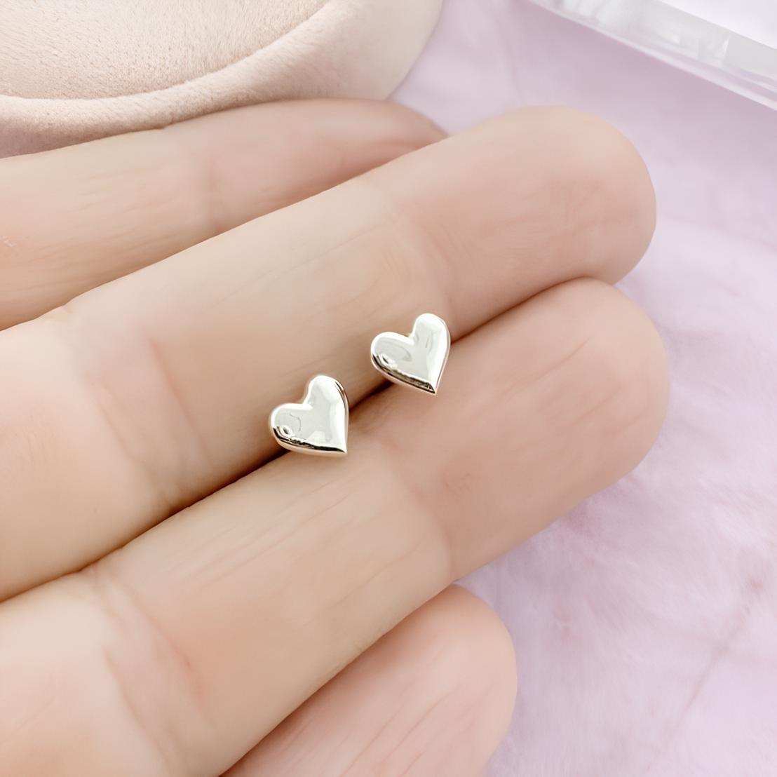 heart shape silver studs