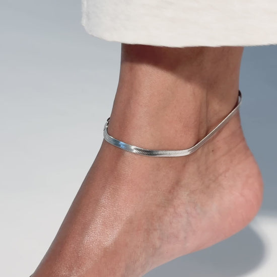 Flat chain silver anklet for women 