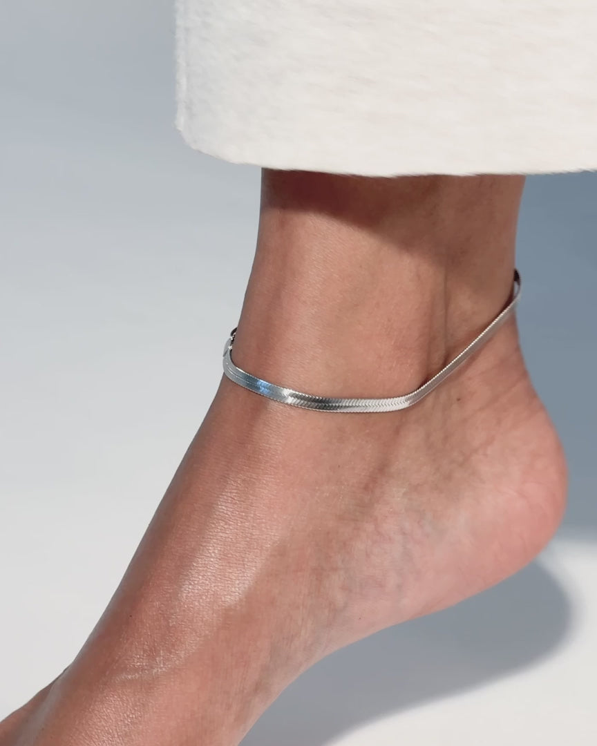 Flat chain silver anklet for women 