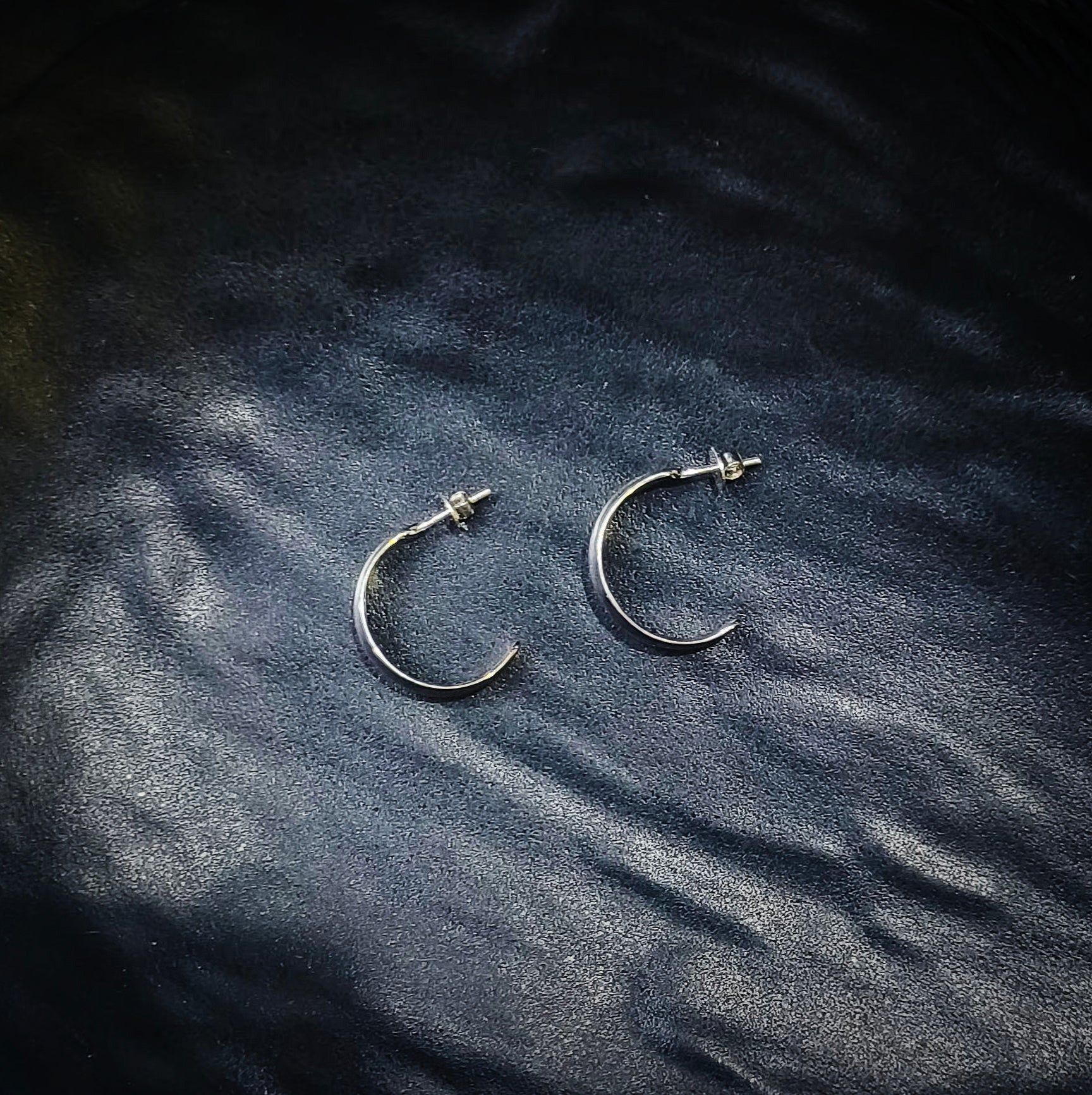 silver hoops earrings